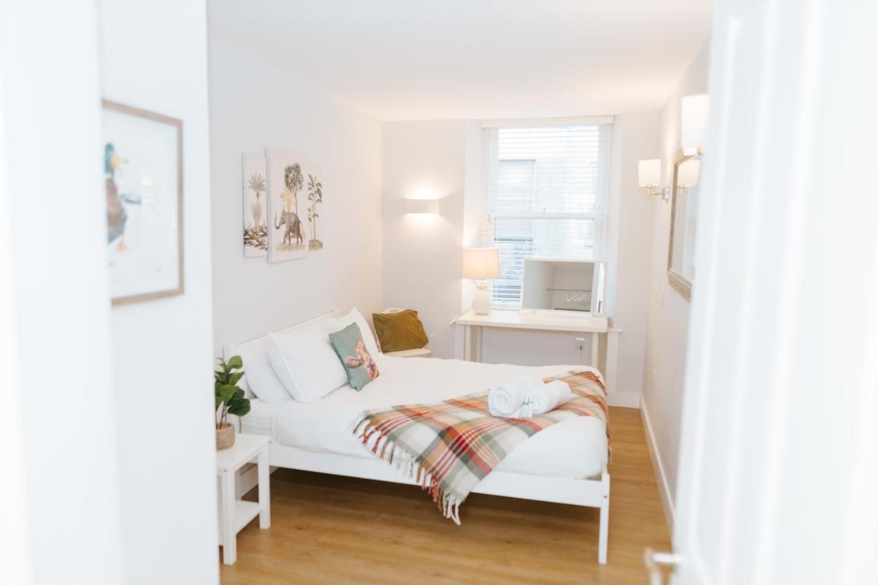 Luxury Modern 3 Bedroom Apartment In City Centre EDI Exterior foto