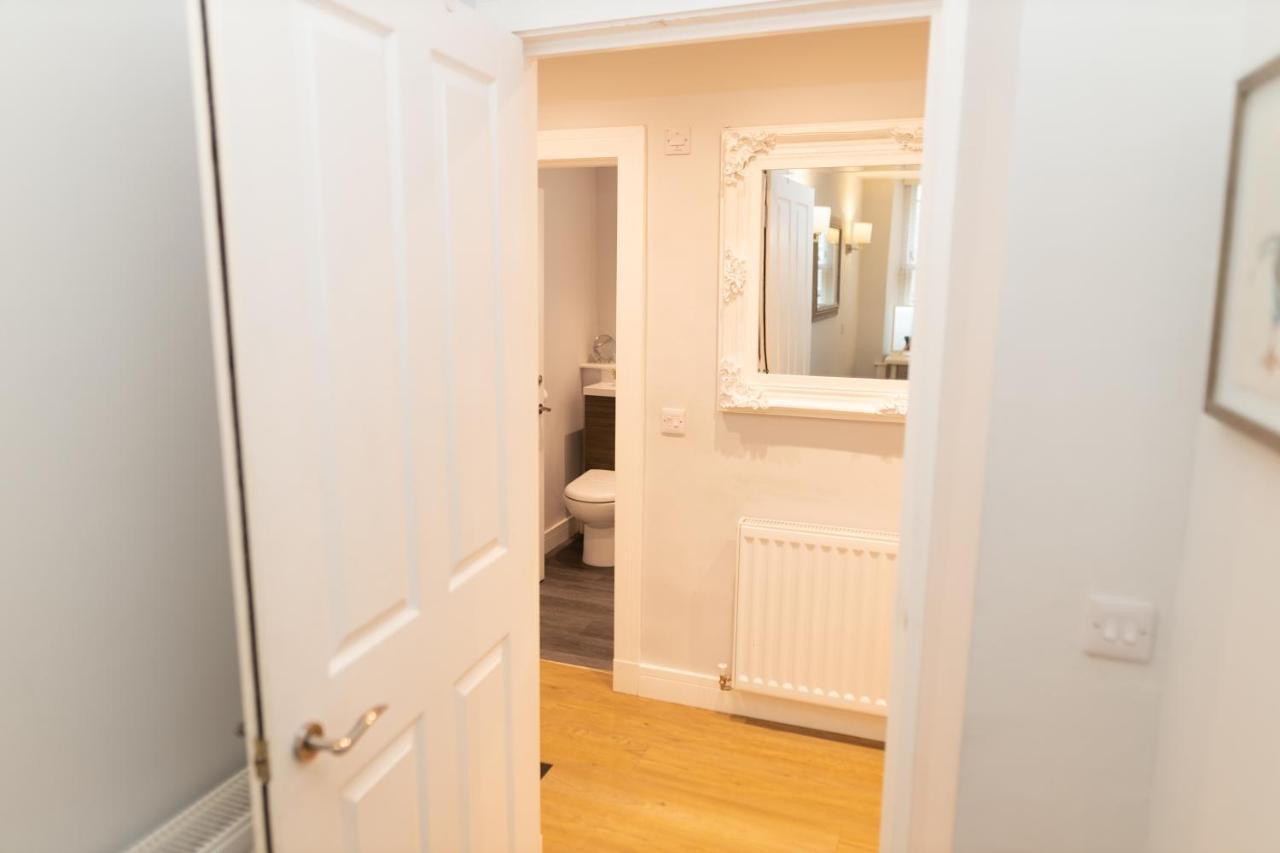 Luxury Modern 3 Bedroom Apartment In City Centre EDI Exterior foto