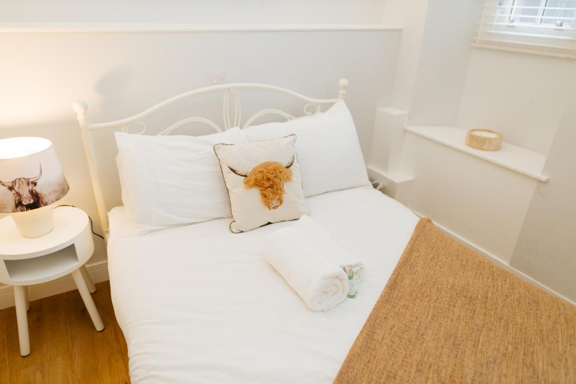 Luxury Modern 3 Bedroom Apartment In City Centre EDI Exterior foto