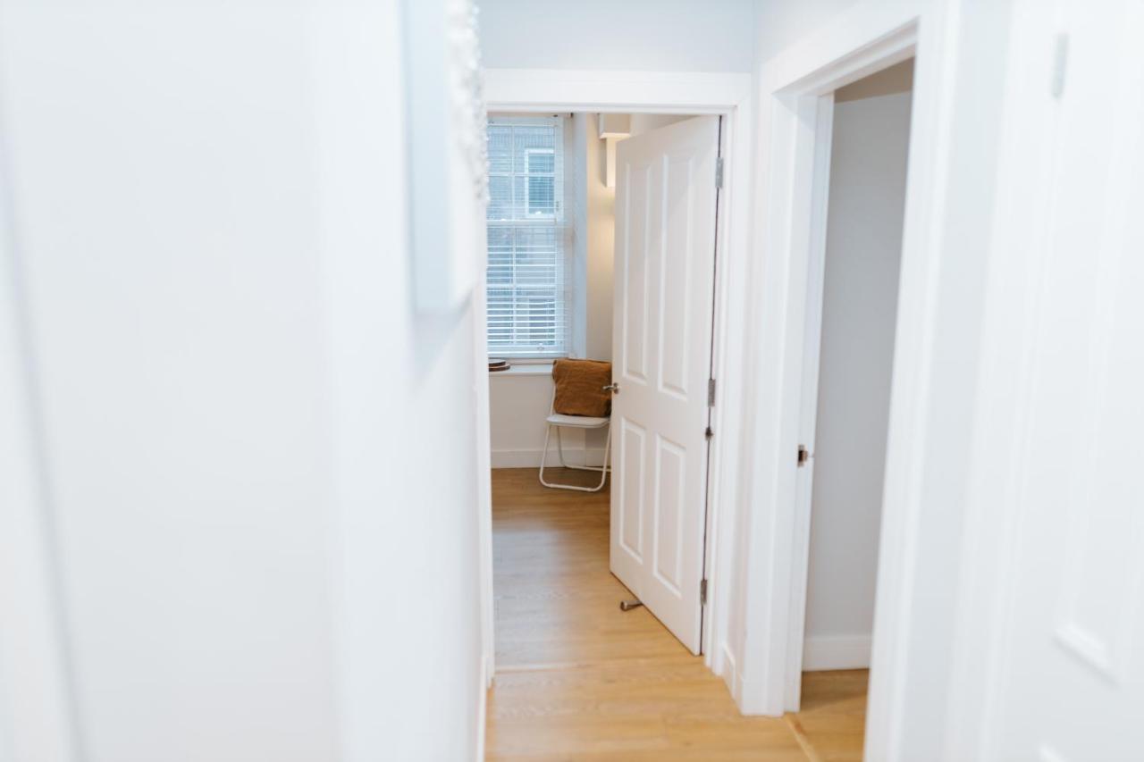 Luxury Modern 3 Bedroom Apartment In City Centre EDI Exterior foto